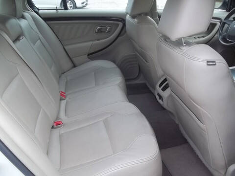 2010 Ford Taurus Limited