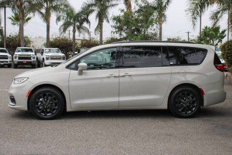 2021 Chrysler Pacifica Touring