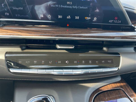 2022 Cadillac Escalade Sport Platinum