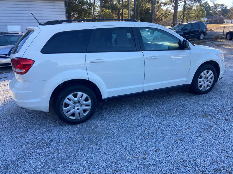 2017 Dodge Journey SE's photo