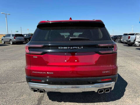 2024 GMC Acadia Denali