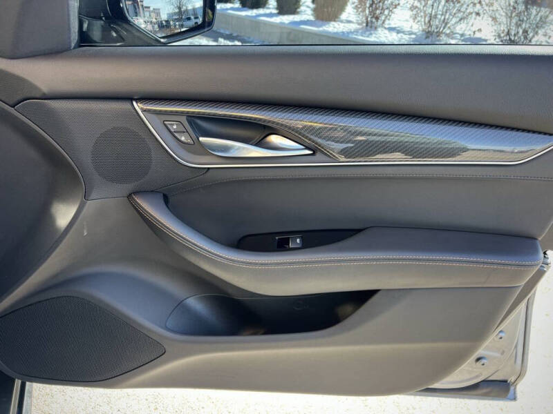 2022 Cadillac CT5 Sport