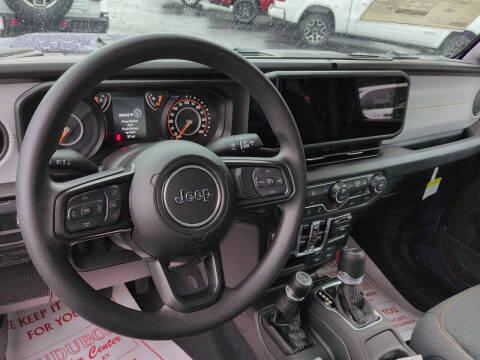 2026 Jeep Gladiator Sport