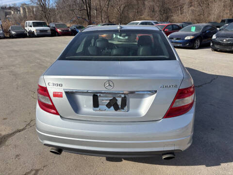 2010 Mercedes-Benz C-Class C 300 Luxury 4MATIC
