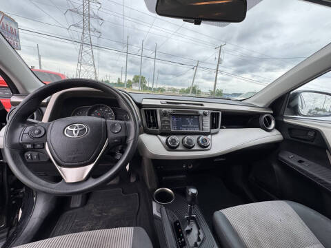 2015 Toyota RAV4 LE
