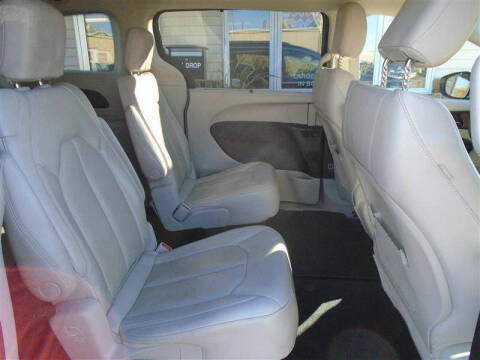 2021 Chrysler Voyager LXi