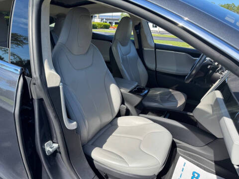 2015 Tesla Model S 85D