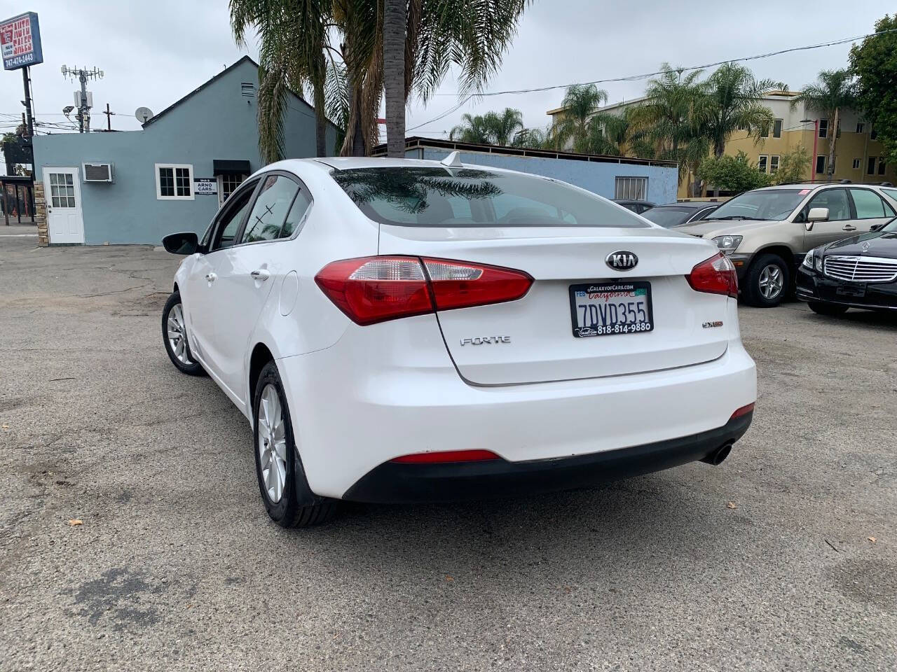 White 2014 Kia Forte EX EX 4dr Sedan 2