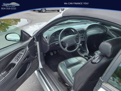 2000 Ford Mustang