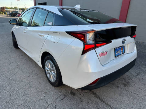 2021 Toyota Prius LE
