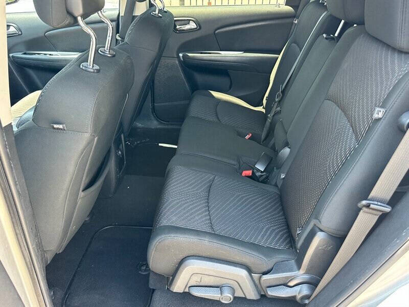 2012 Dodge Journey SE