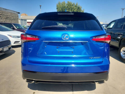 2017 Lexus NX 200t