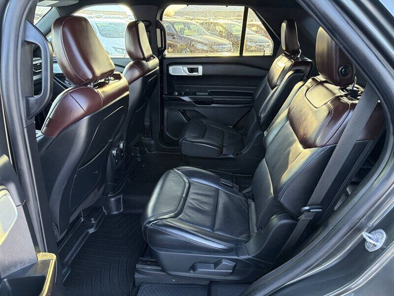 2020 Ford Explorer Platinum