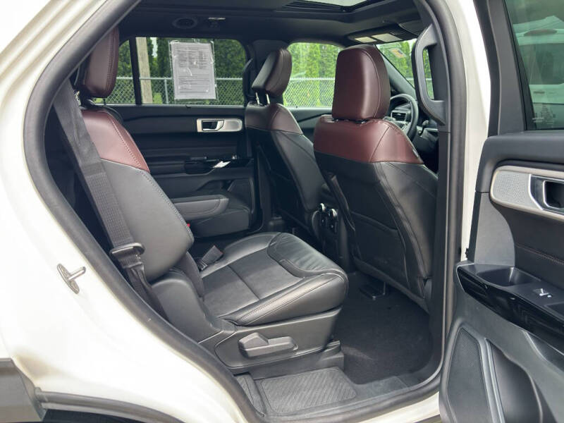 2024 Ford Explorer Platinum