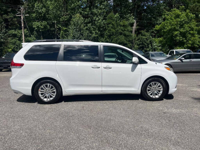 2014 Toyota Sienna