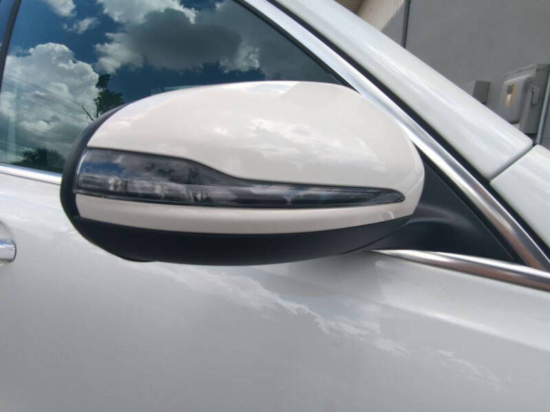 2025 Mercedes-Benz GLB GLB 250