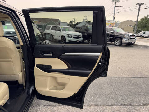 2017 Toyota Highlander XLE