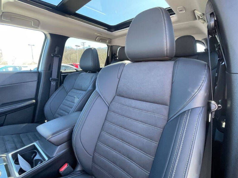 2025 Mitsubishi Outlander PHEV SE