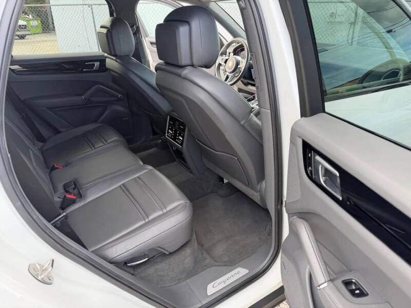 2020 Porsche Cayenne