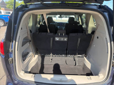 2017 Chrysler Pacifica Touring