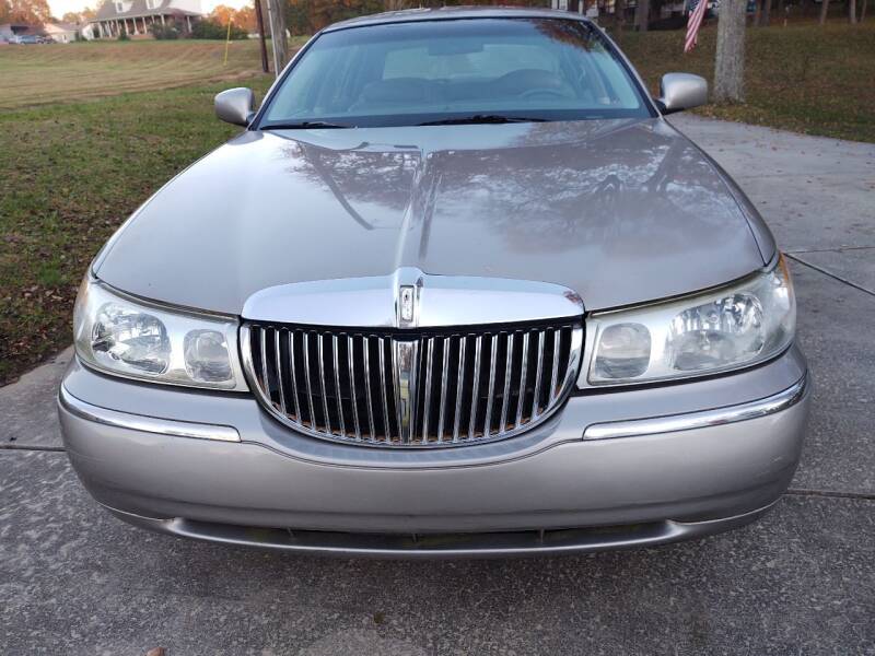1999 Lincoln Town Car for sale at Lanier Motor Company in Lexington NC