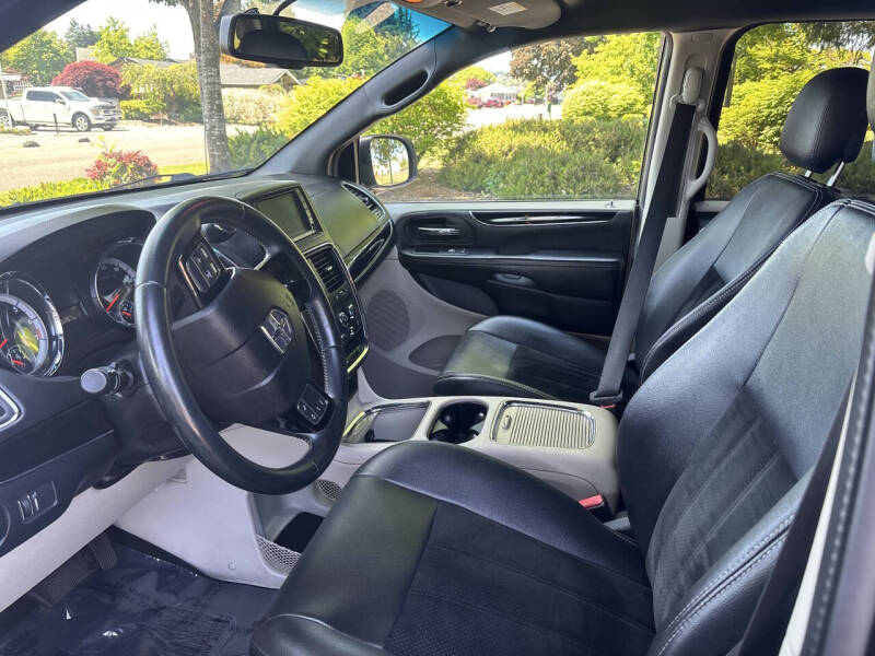 2017 Dodge Grand Caravan SXT