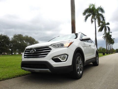 2016 Hyundai Santa Fe for sale at M.D.V. INTERNATIONAL AUTO CORP in Fort Lauderdale FL