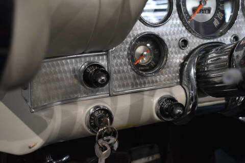 1957 Ford Thunderbird