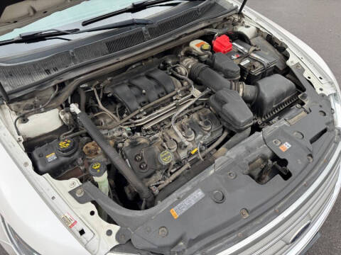 2016 Ford Taurus SEL