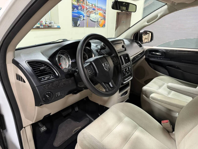2015 Dodge Grand Caravan SE