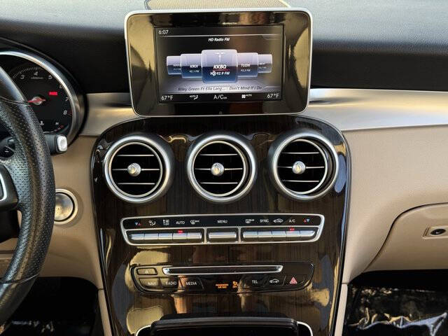 2019 Mercedes-Benz GLC GLC 300