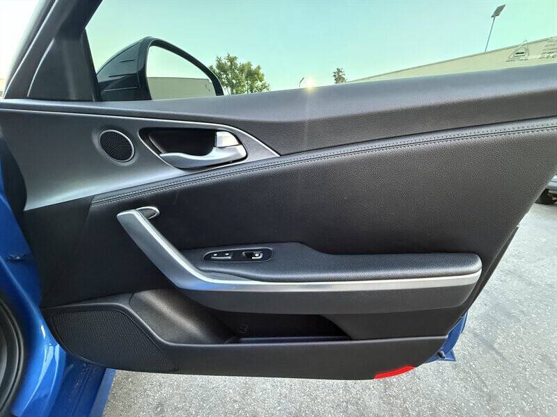 2021 Kia Stinger