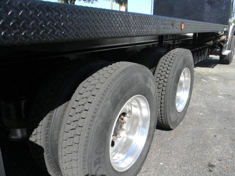 2012 Freightliner M2 112