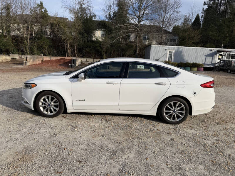 2017 Ford Fusion Hybrid SE