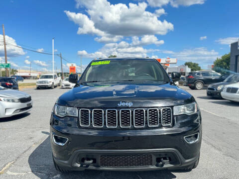 2017 Jeep Grand Cherokee Laredo