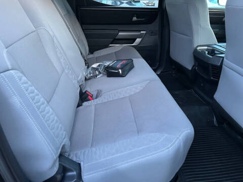 2025 Toyota Tundra SR5