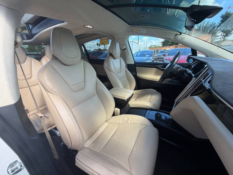 2016 Tesla Model X 90D