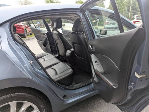 2015 Mazda MAZDA3 s Touring