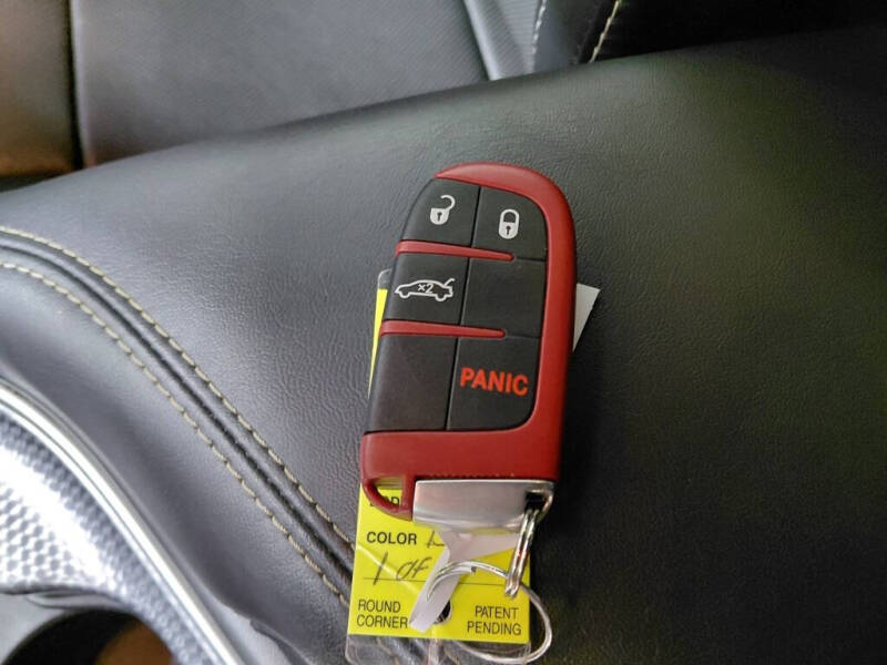 2015 Dodge Challenger SRT Hellcat