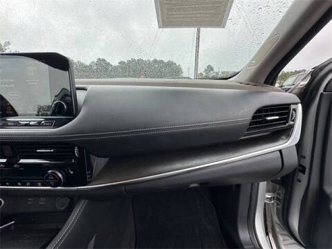 2021 Nissan Rogue Platinum