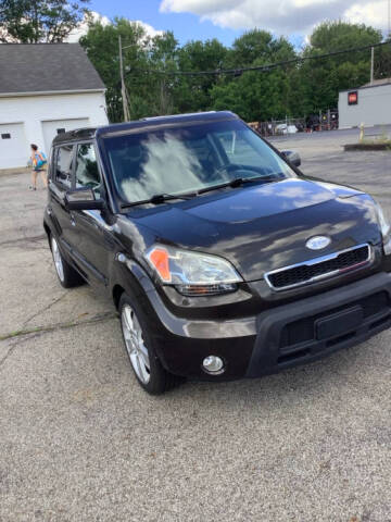 2010 Kia Soul +