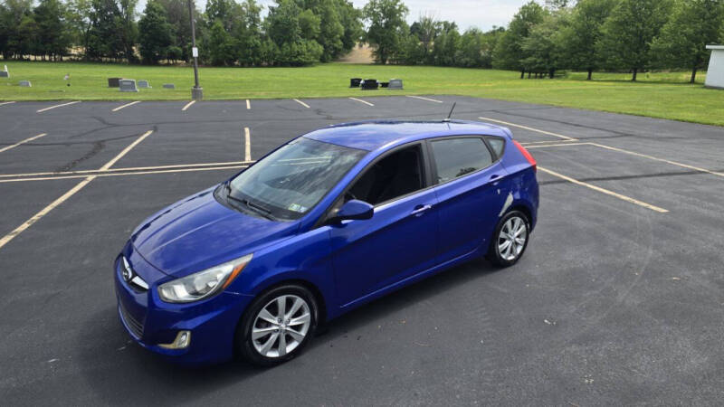 2012 Hyundai Accent SE