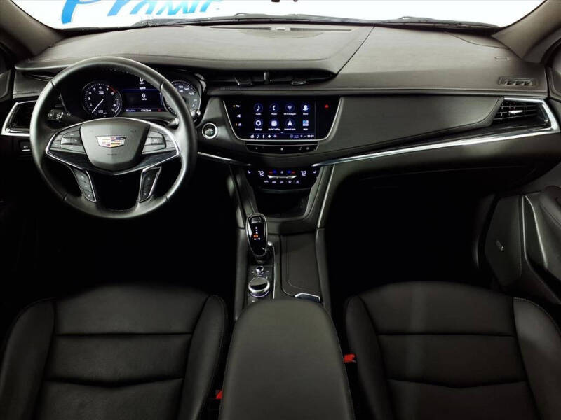 2020 Cadillac XT5 Premium Luxury