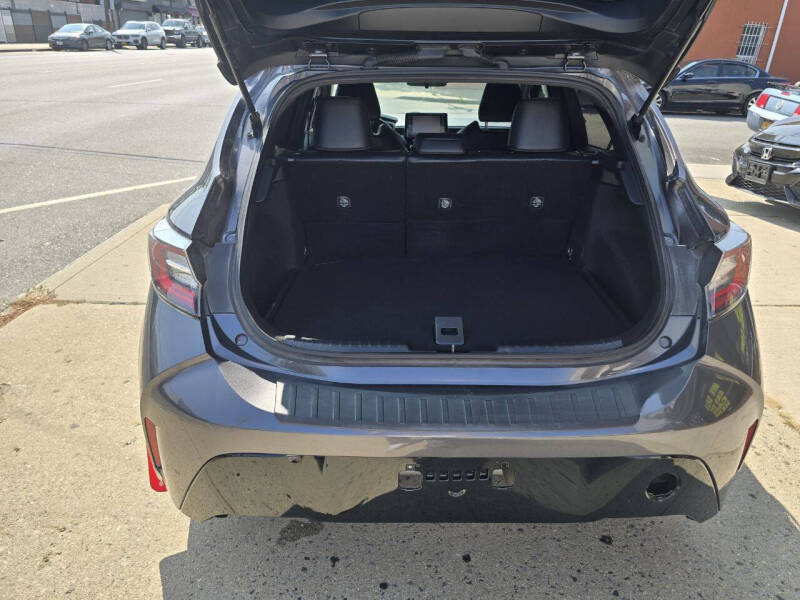 2021 Toyota Corolla Hatchback XSE