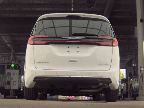 2024 Chrysler Pacifica Limited