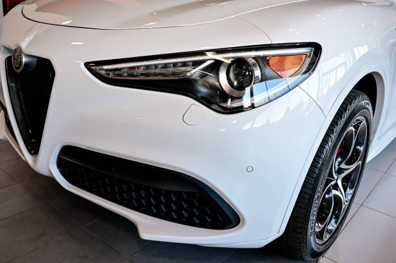 2023 Alfa Romeo Stelvio Veloce