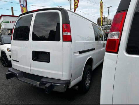 2019 Chevrolet Express 2500