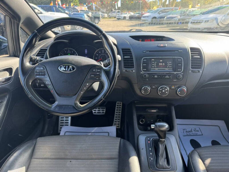 2016 Kia Forte5 SX