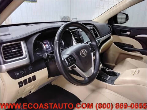 2017 Toyota Highlander SE