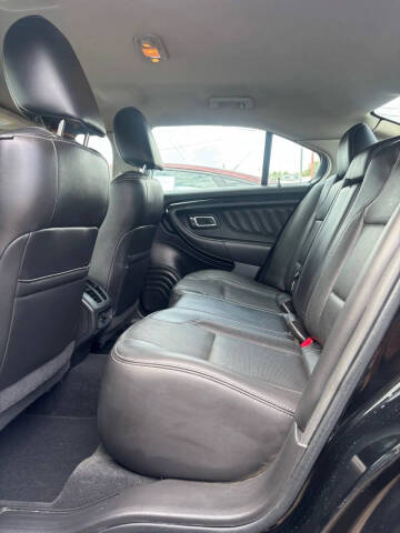 2011 Ford Taurus Limited